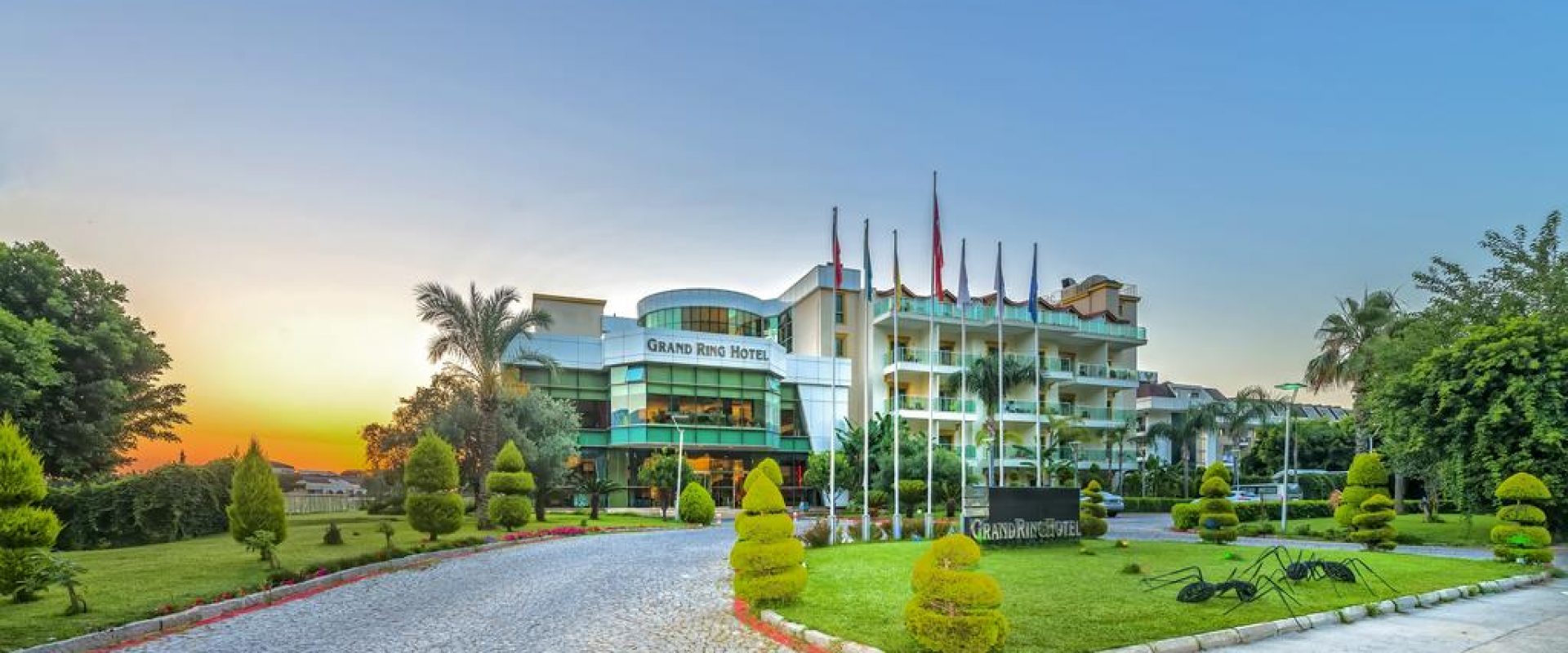 Oferta la mare în Turcia, Hotel Grand Ring